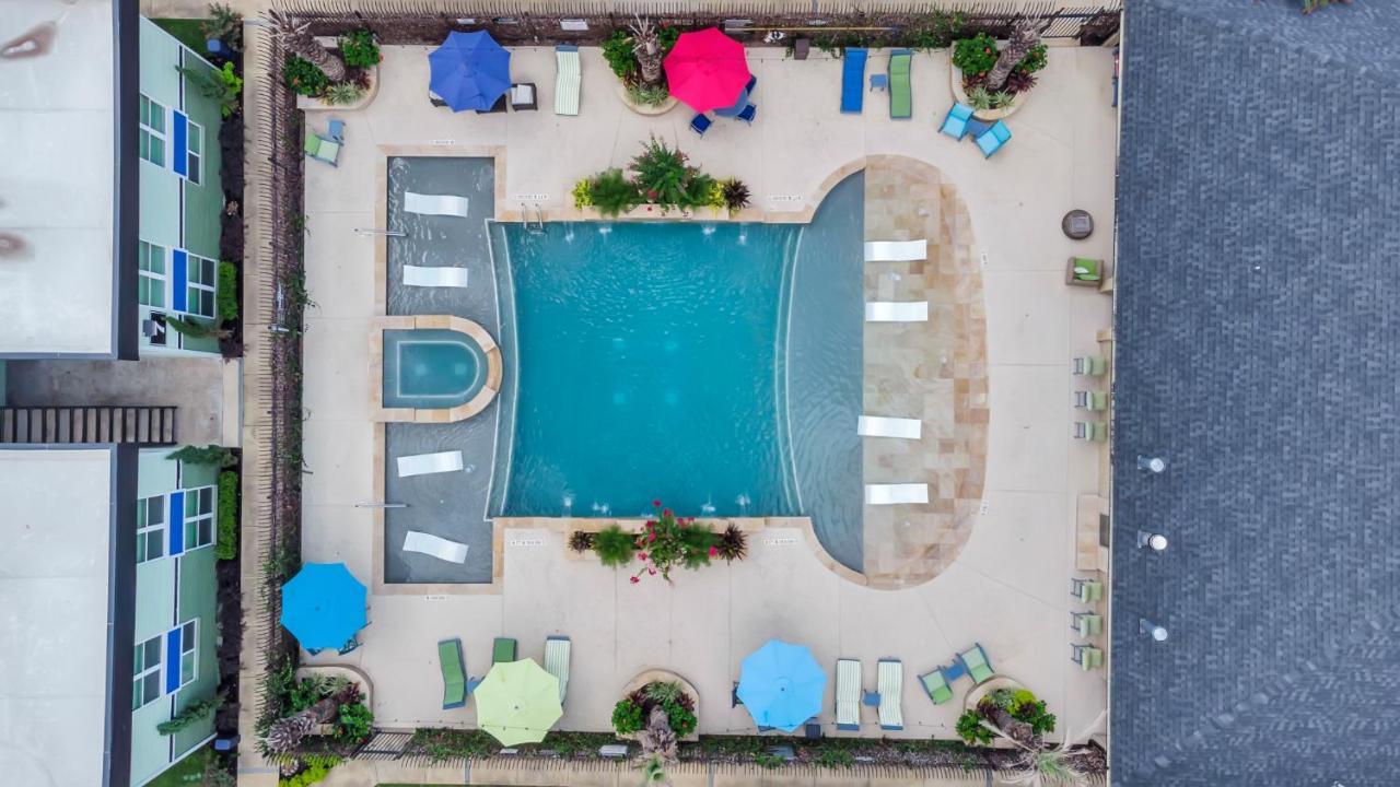 Luxury King W/Resort-Style Pool, Wi-Fi & Parking Houston Exterior photo